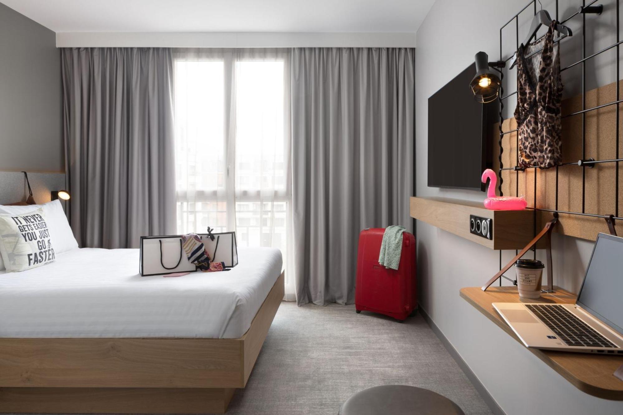 Moxy Paris Clamart Exterior photo