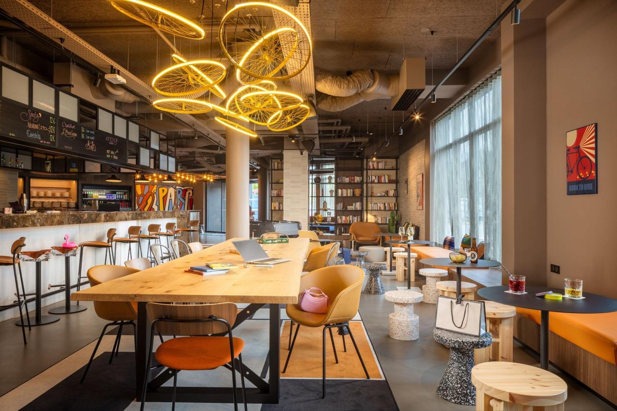 Moxy Paris Clamart Exterior photo
