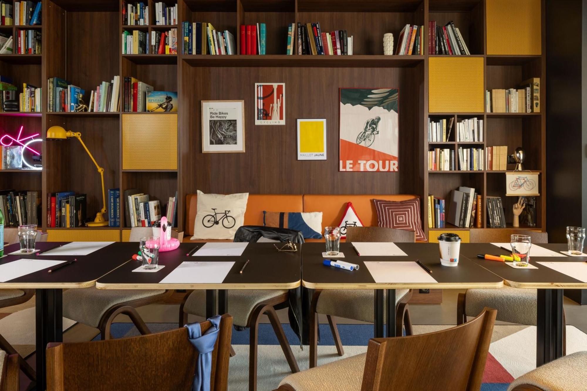 Moxy Paris Clamart Exterior photo
