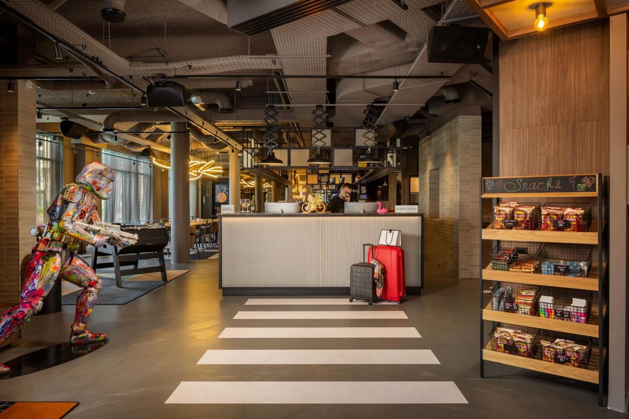 Moxy Paris Clamart Exterior photo
