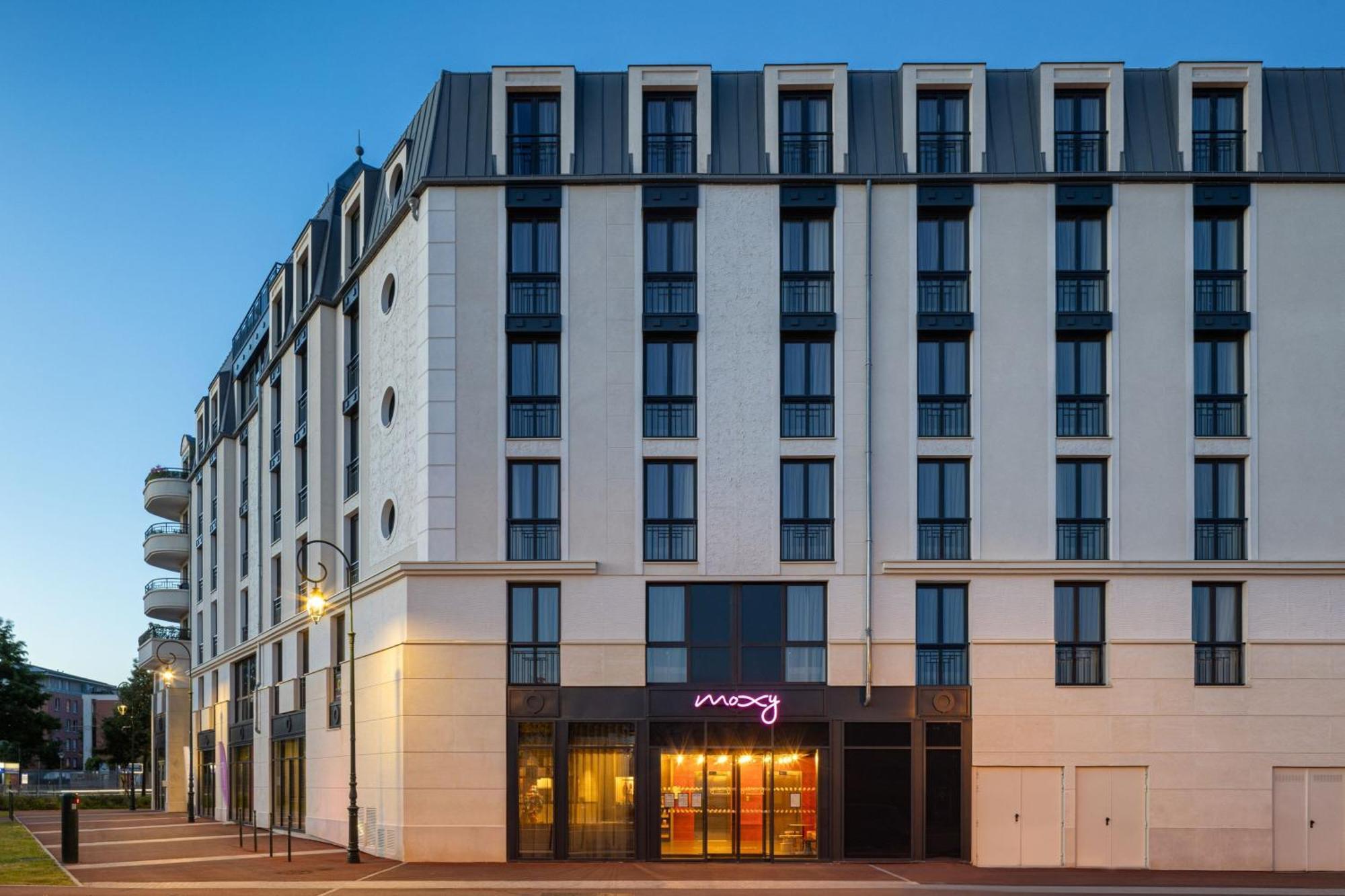 Moxy Paris Clamart Exterior photo