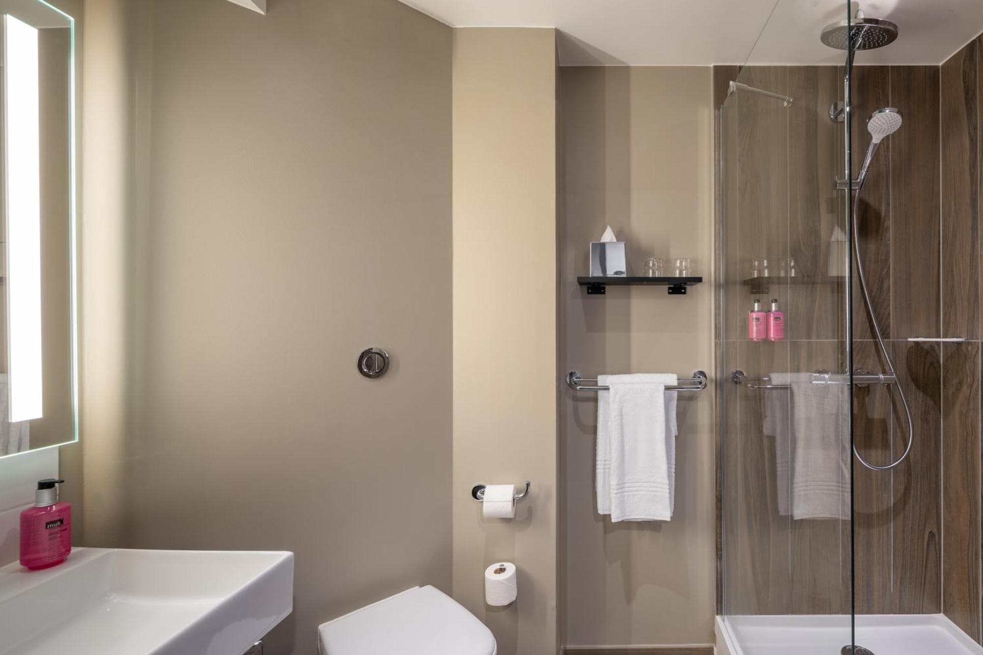 Moxy Paris Clamart Exterior photo