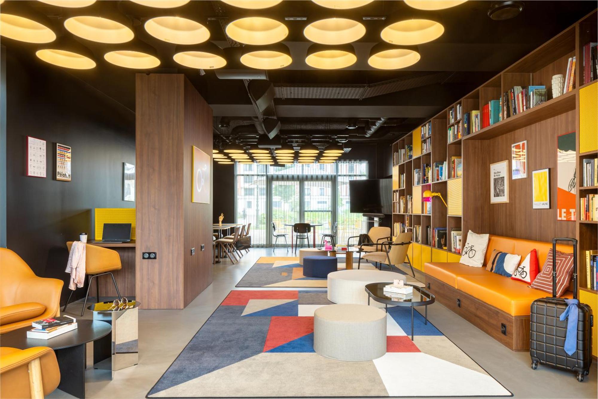 Moxy Paris Clamart Exterior photo