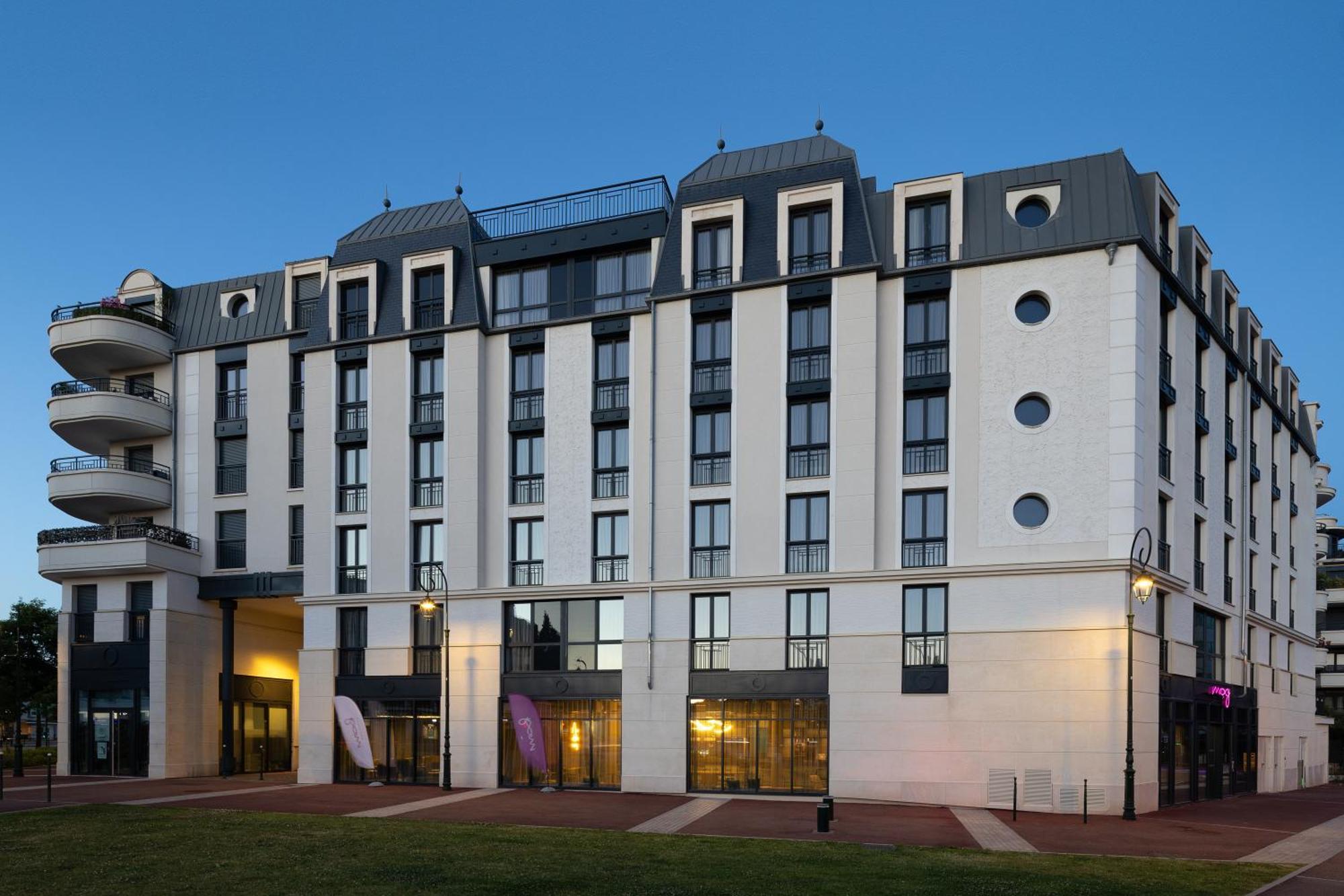 Moxy Paris Clamart Exterior photo