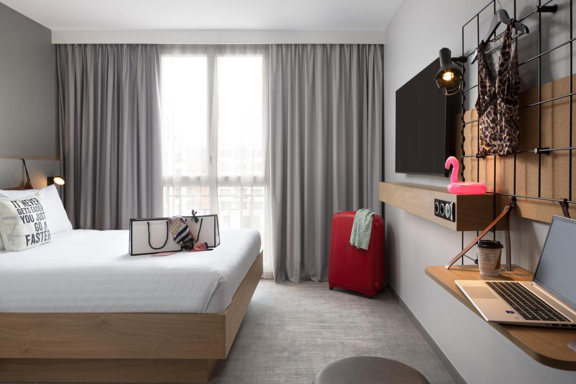 Moxy Paris Clamart Exterior photo