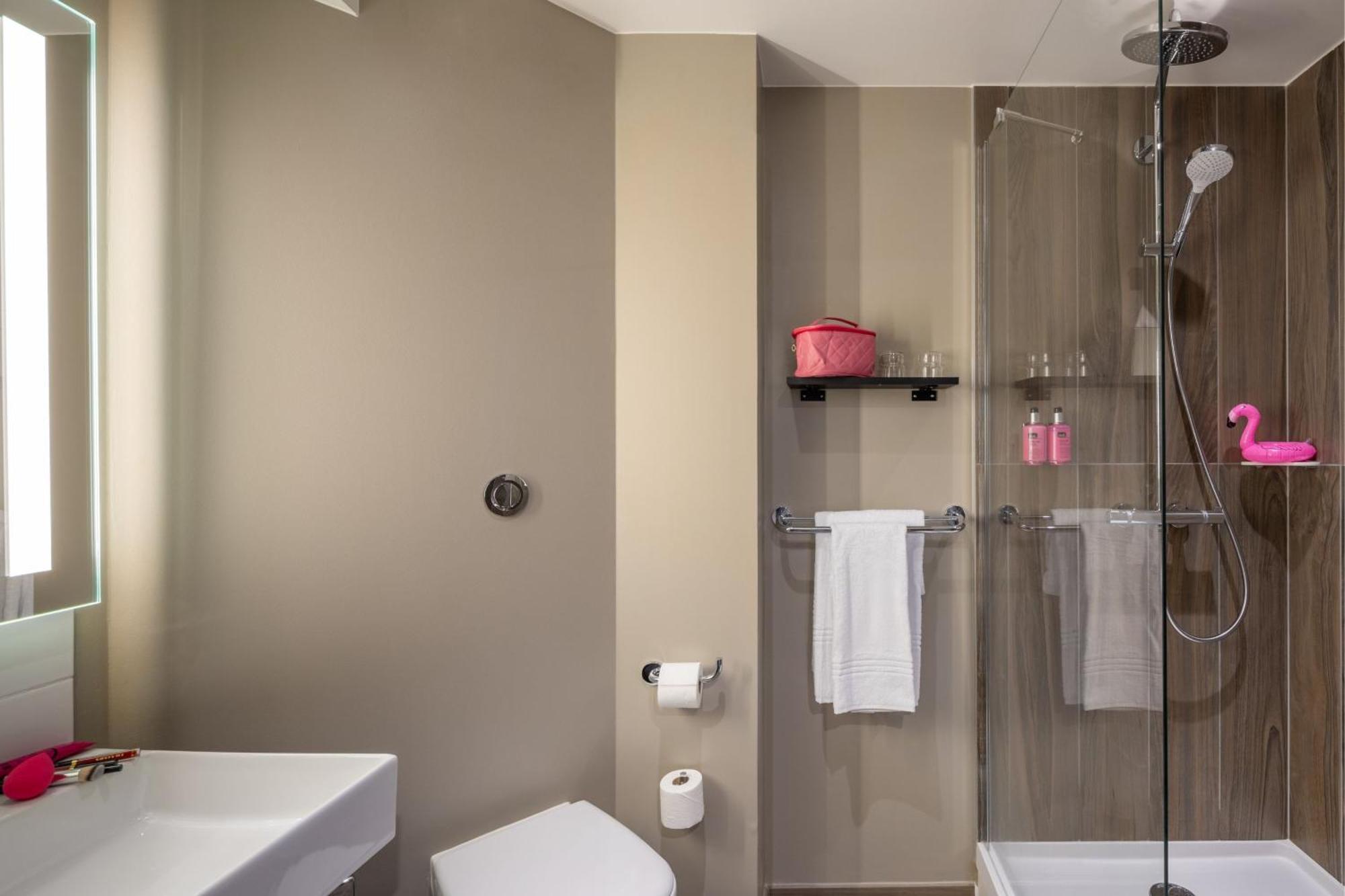 Moxy Paris Clamart Exterior photo